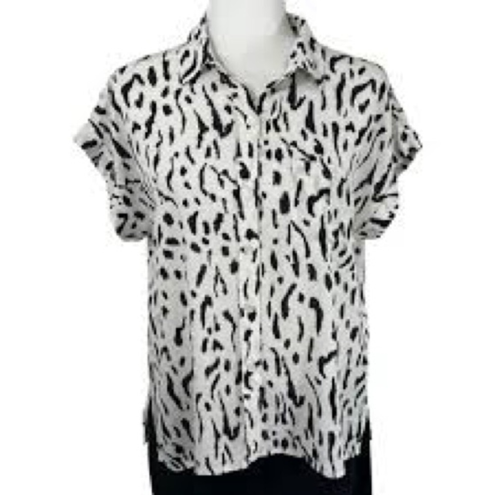 Rails Whitney Animal Print Short Sleeve Blouse